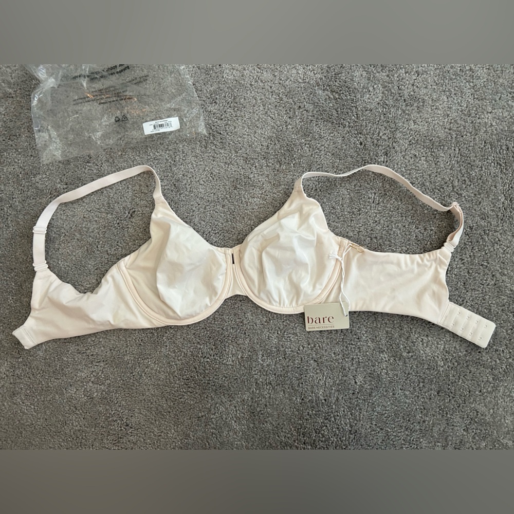 NWT Bare Necessities Minimizer Bra 34DD Underwire Light Blush Delicacy